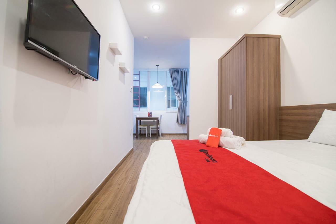Reddoorz Plus Near Tan Dinh Market TP. Hồ Chí Minh Ngoại thất bức ảnh